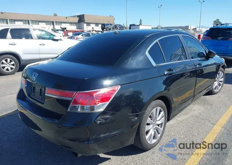 2011 Honda Accord 2.4 Ex-L из США, поврежденный, VIN 1HGCP2F84BA000406